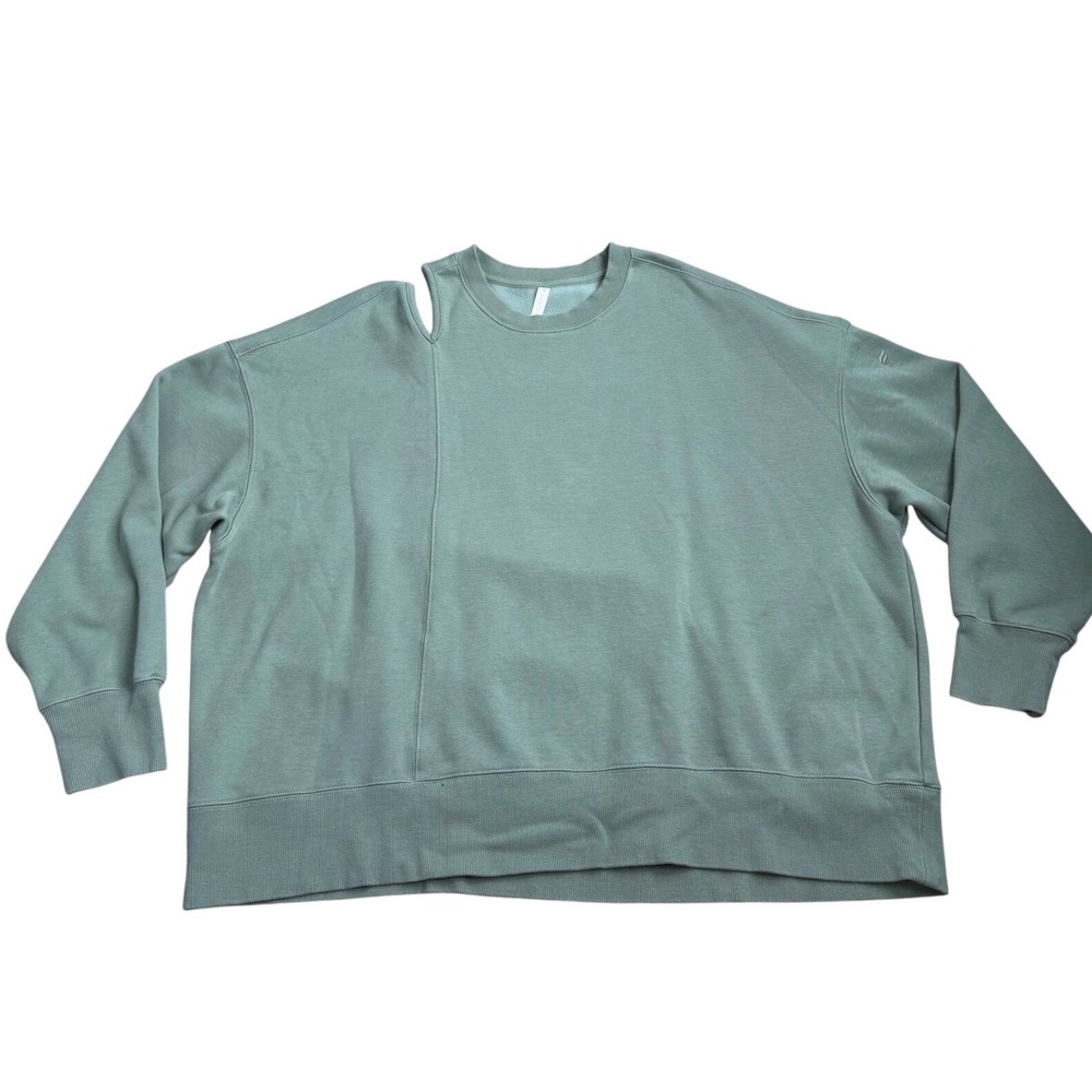 Fabletics Sage Green Shoulder Cutout Sweatshirt Womens XXL/1X Sporty Active Cute